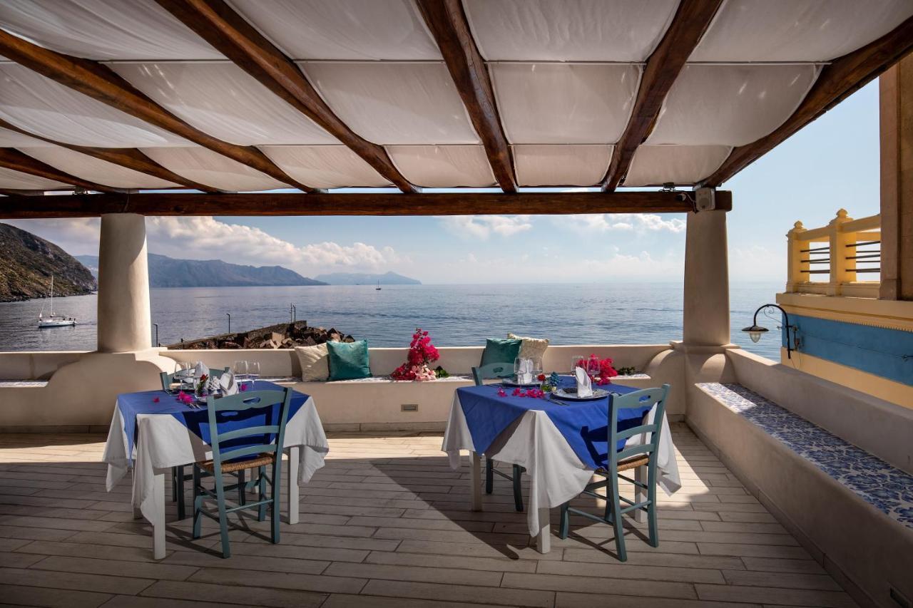 Hotel L'Ariana Isole Eolie - Una Esperienze Leni Bagian luar foto