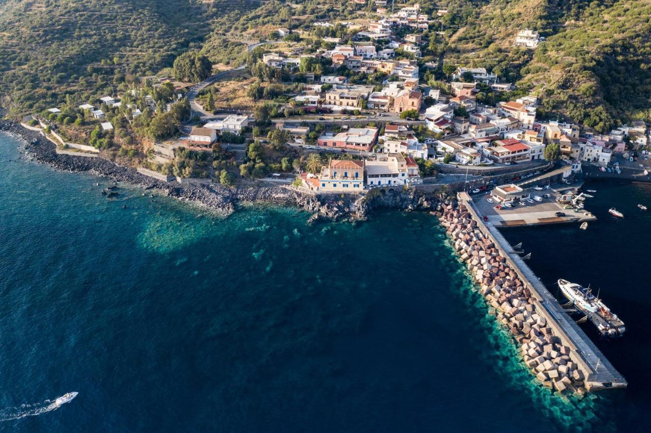 Hotel L'Ariana Isole Eolie - Una Esperienze Leni Bagian luar foto