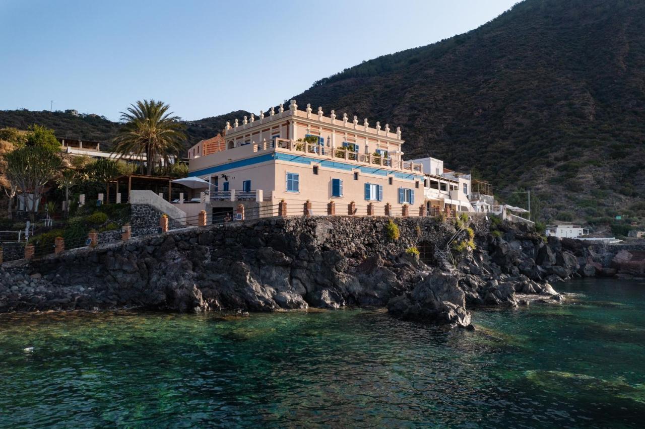 Hotel L'Ariana Isole Eolie - Una Esperienze Leni Bagian luar foto