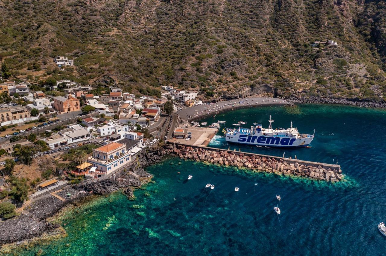 Hotel L'Ariana Isole Eolie - Una Esperienze Leni Bagian luar foto