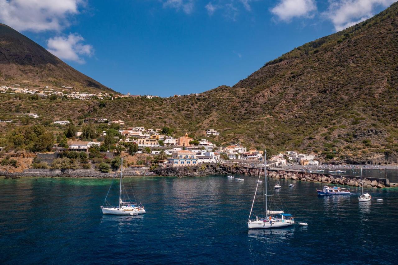 Hotel L'Ariana Isole Eolie - Una Esperienze Leni Bagian luar foto