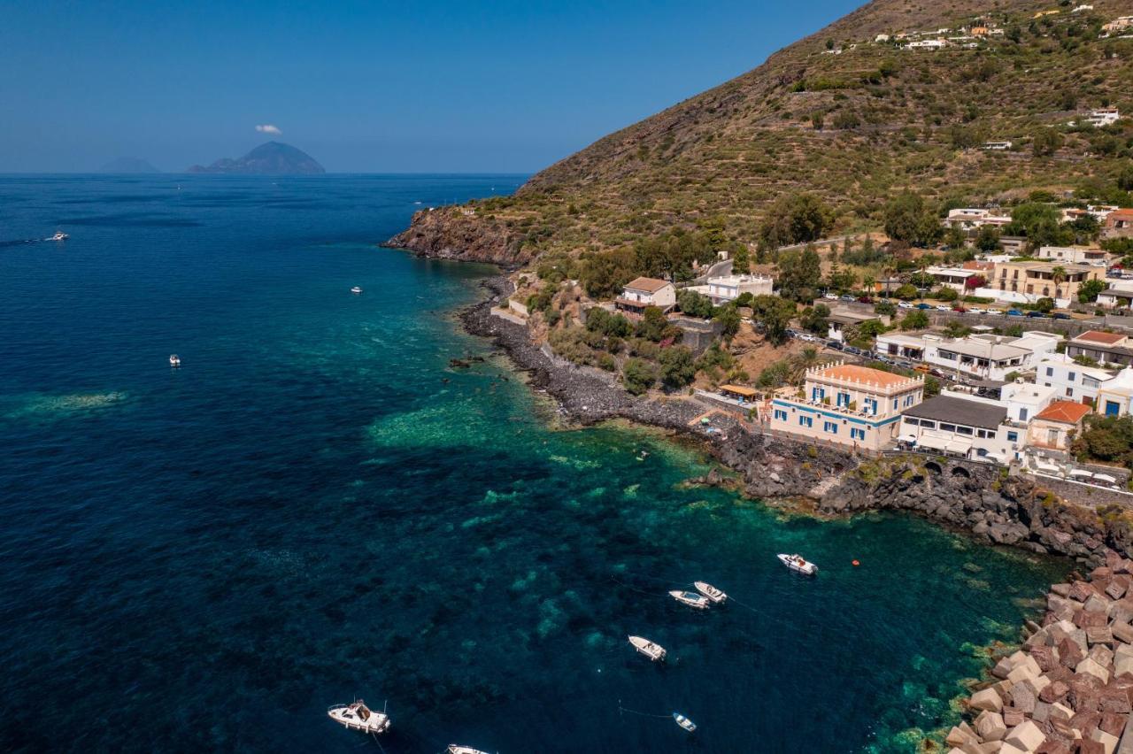 Hotel L'Ariana Isole Eolie - Una Esperienze Leni Bagian luar foto