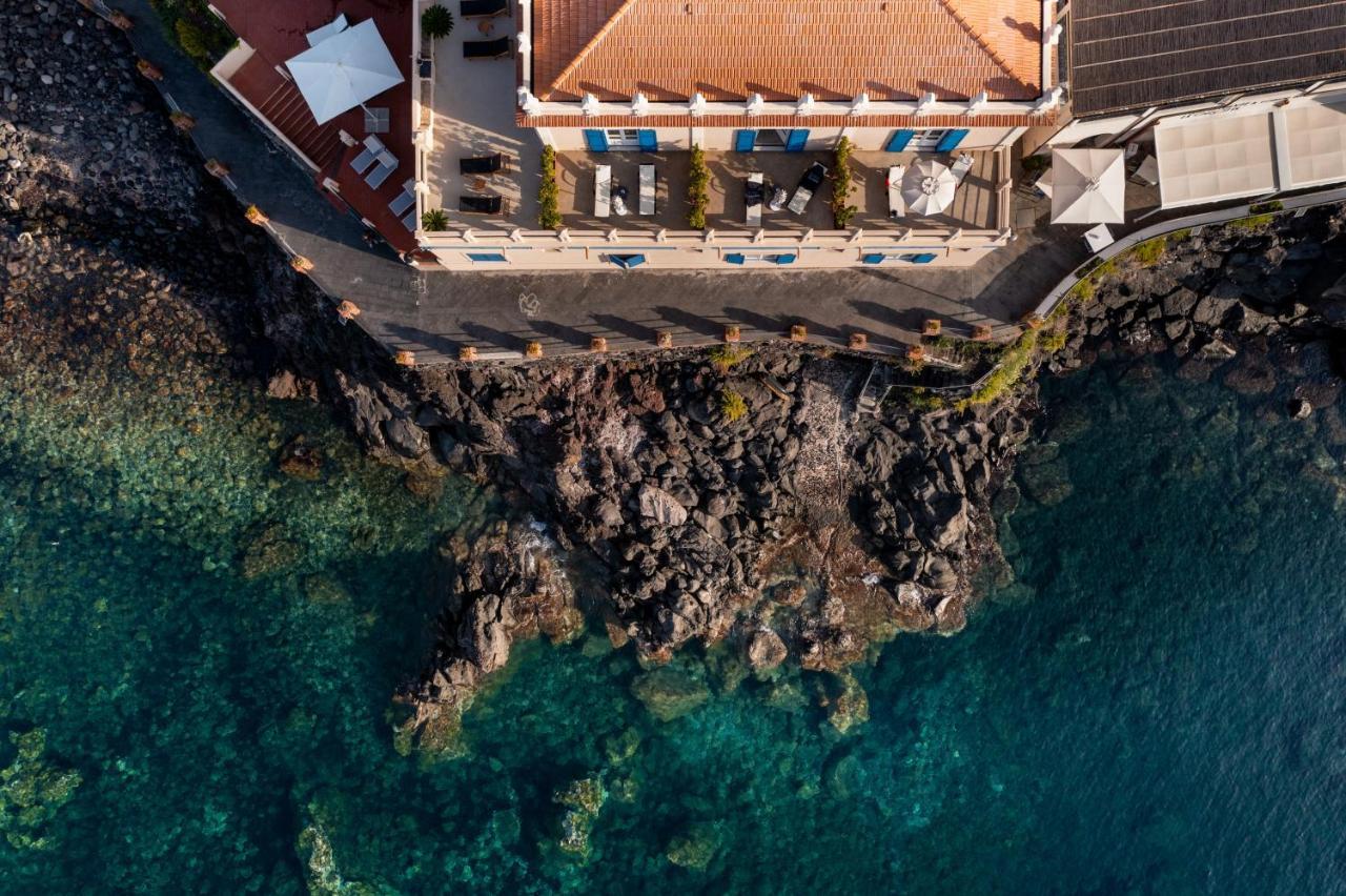 Hotel L'Ariana Isole Eolie - Una Esperienze Leni Bagian luar foto