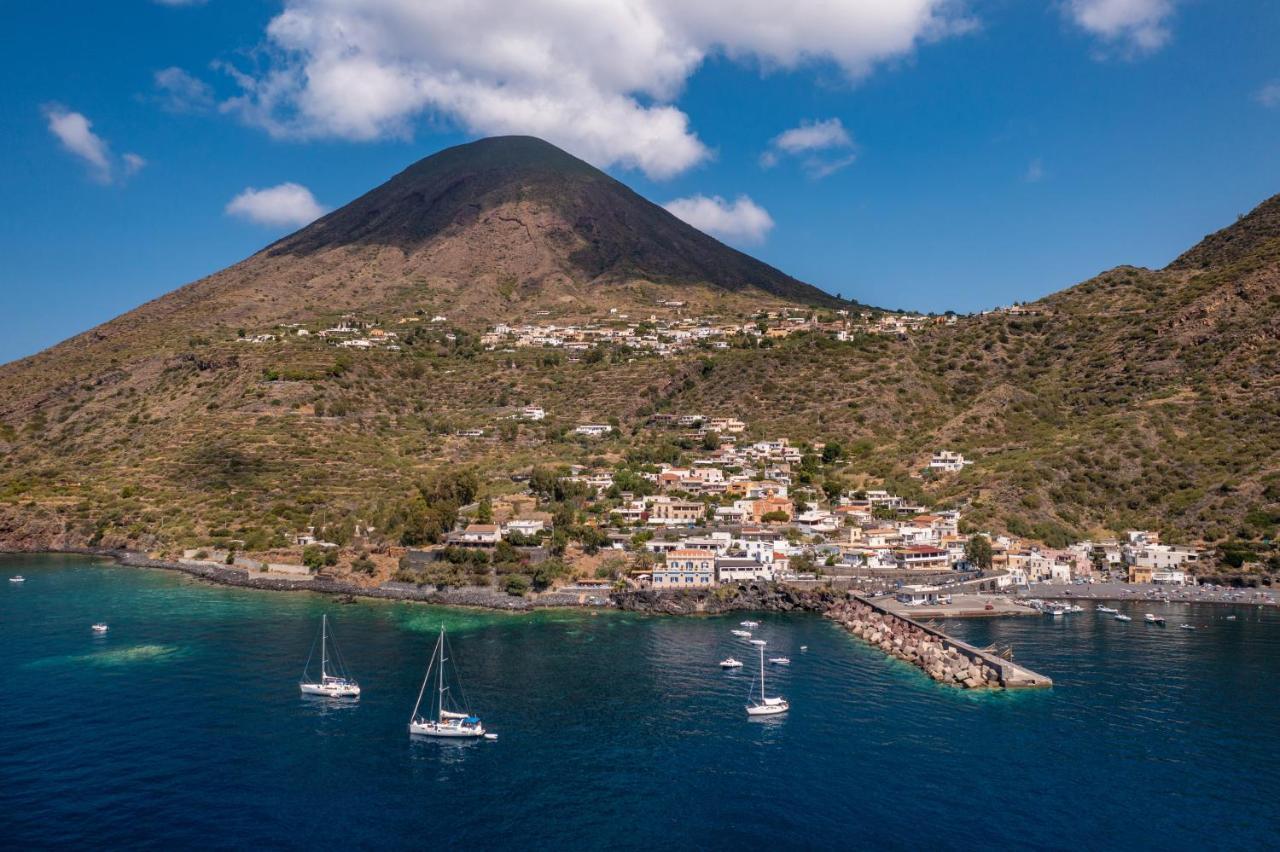 Hotel L'Ariana Isole Eolie - Una Esperienze Leni Bagian luar foto