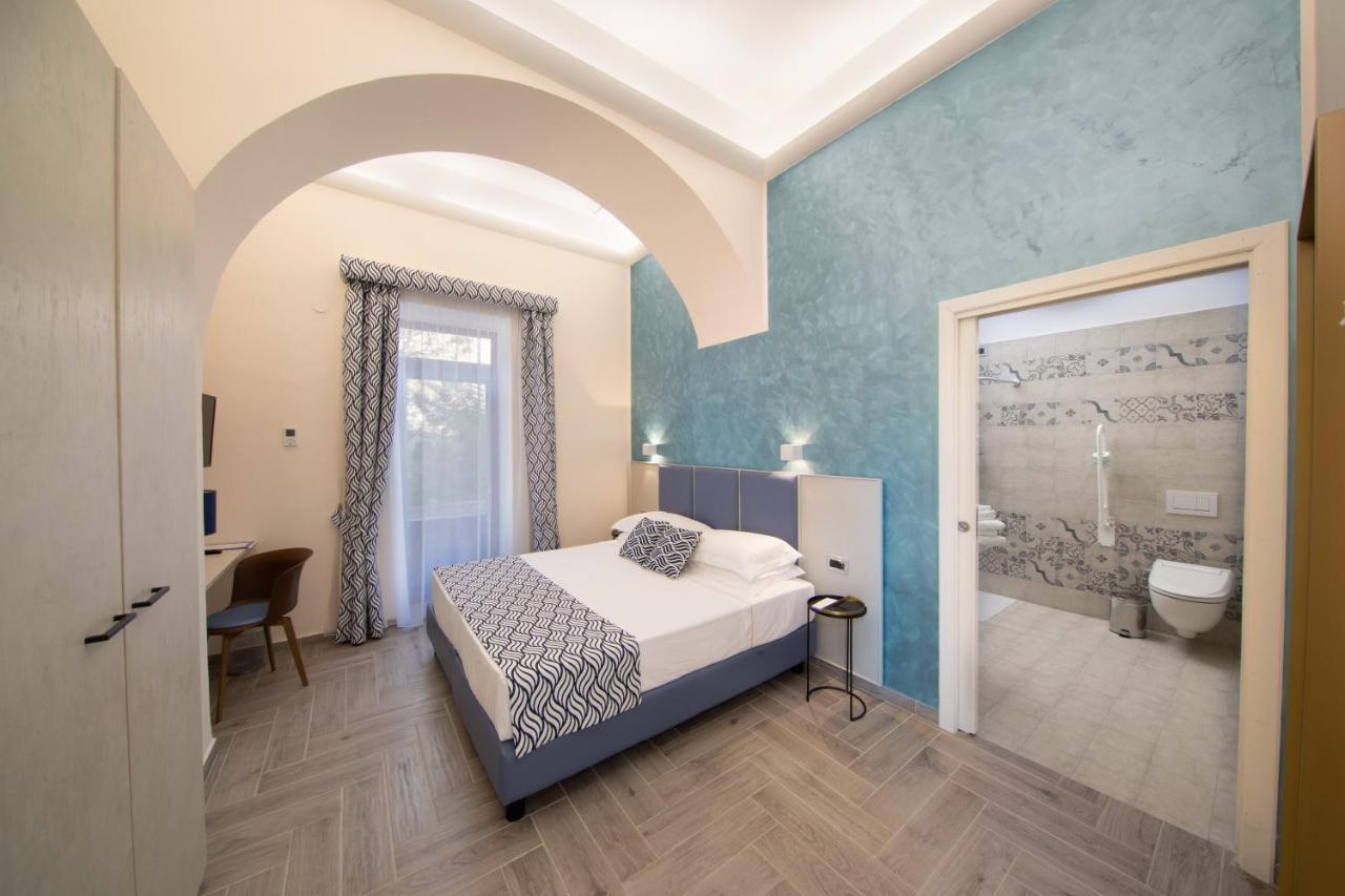 Hotel L'Ariana Isole Eolie - Una Esperienze Leni Bagian luar foto