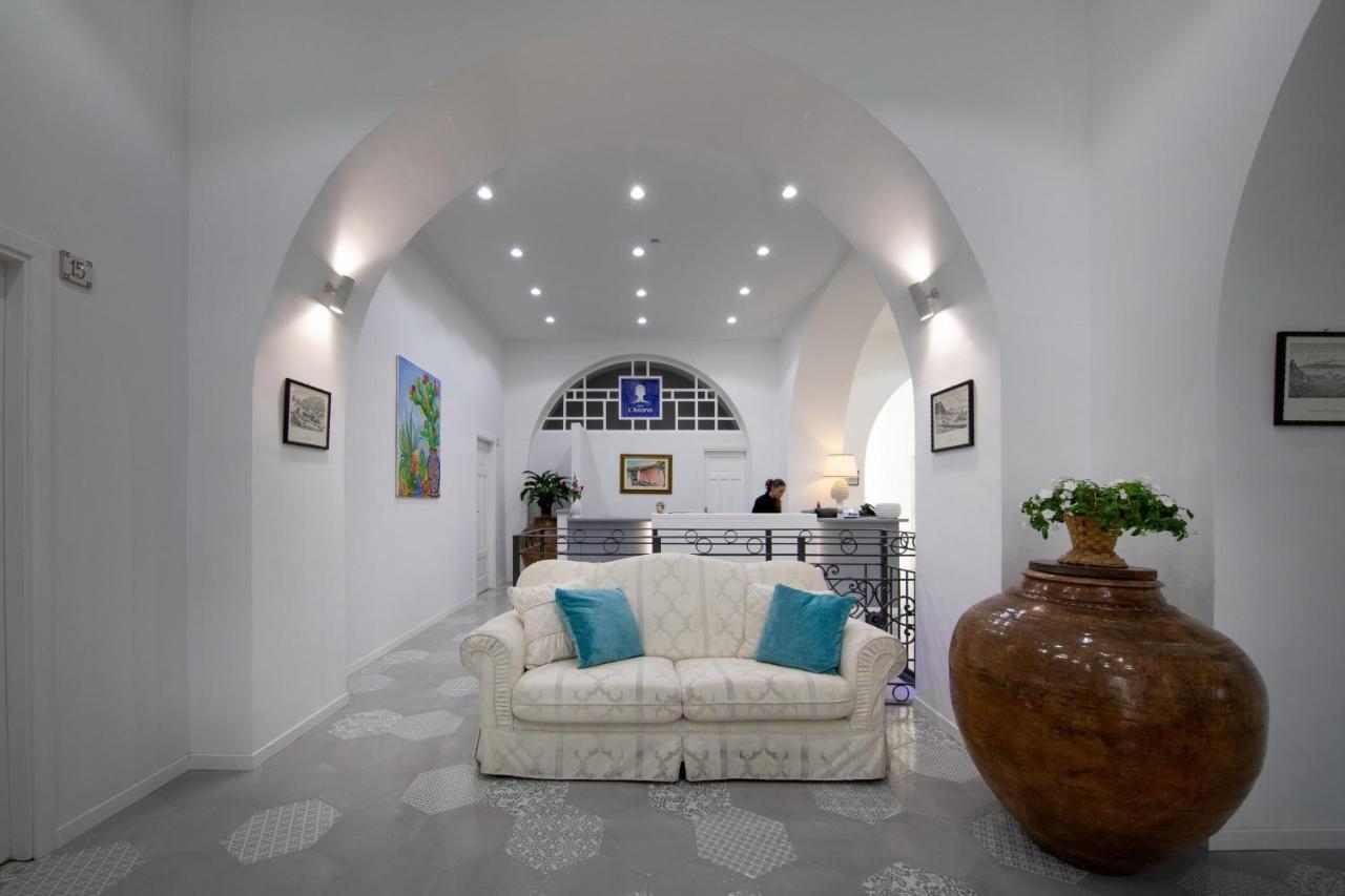 Hotel L'Ariana Isole Eolie - Una Esperienze Leni Bagian luar foto